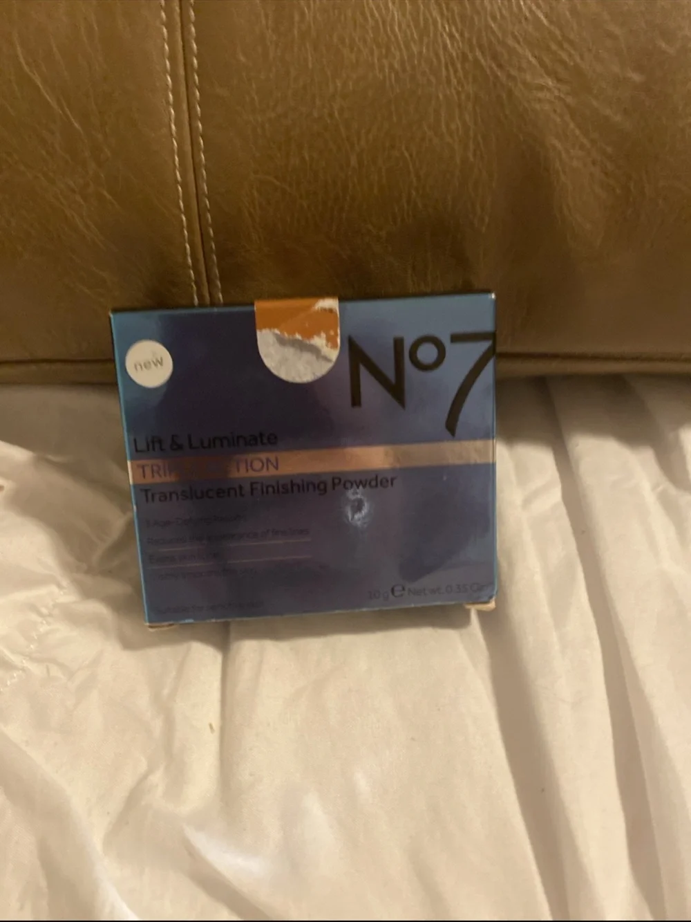 No7 lift & luminate triple action translucent finishing powder New in box